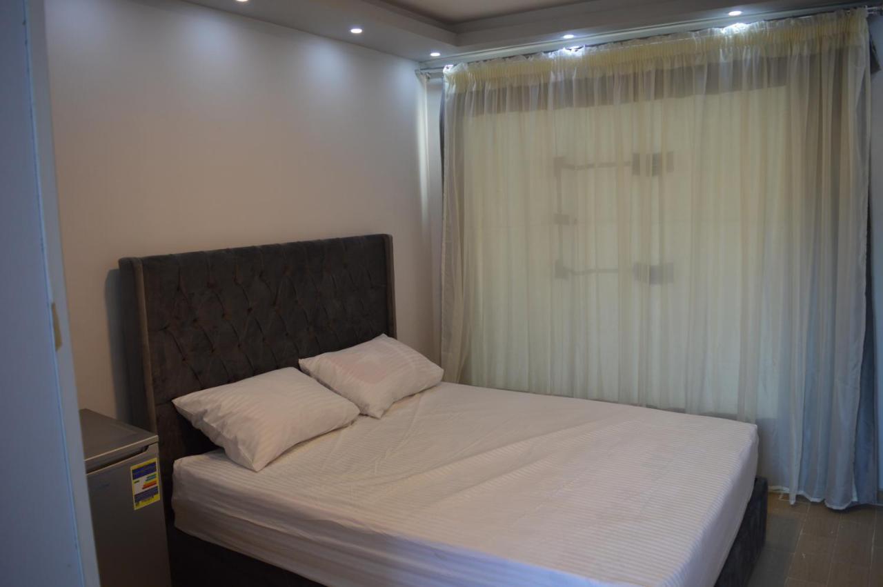 Magic Golden Pyramids View Hotel Kafret el-Gabal Exterior foto